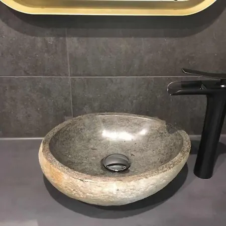 Zentral Im Herzen Der Altstadt Appartamento Tubinga