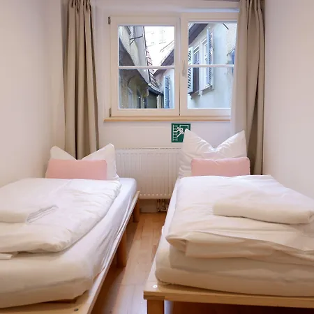 Zentral Im Herzen Der Altstadt توبنجن